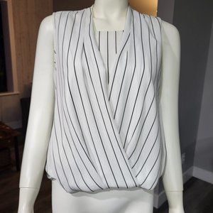 INGNI - Top Women White Stripe Chiffon Sleeveless Blouse